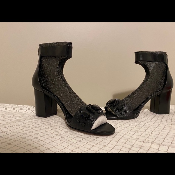 Enzo Angiolini Eagavenia Leather Open Toe Sandals - Picture 4 of 7